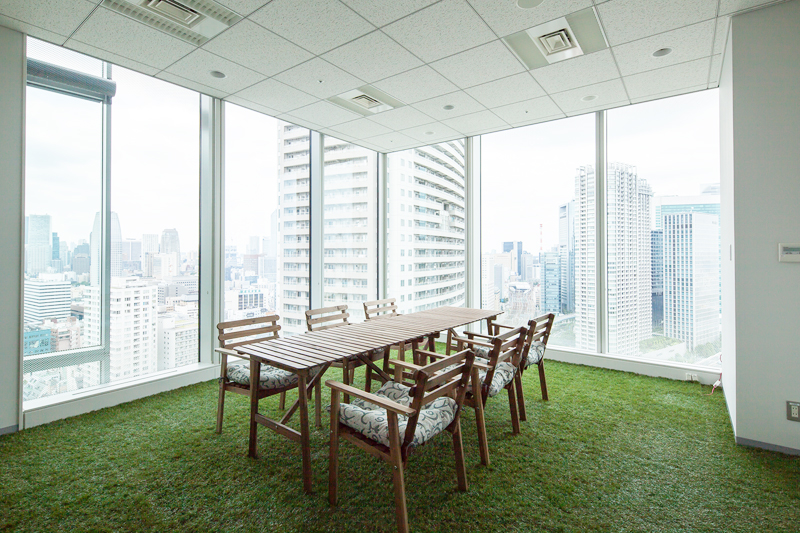 株式会社OPTiM様