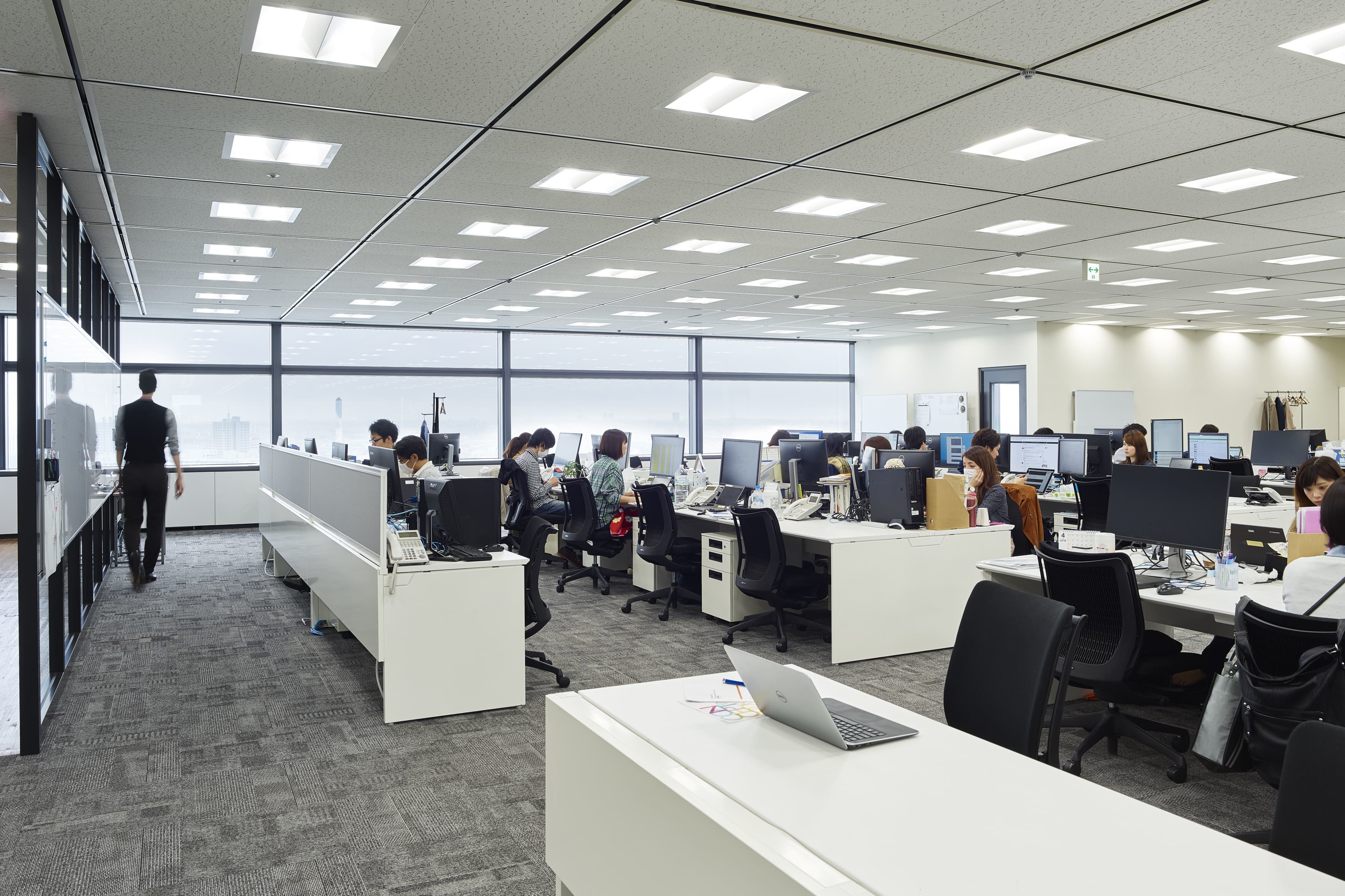 株式会社セレス